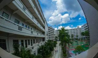 深圳市深德技工学校